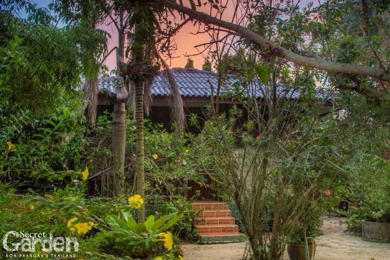 Secret Garden Hotel Baan Tai Bagian luar foto