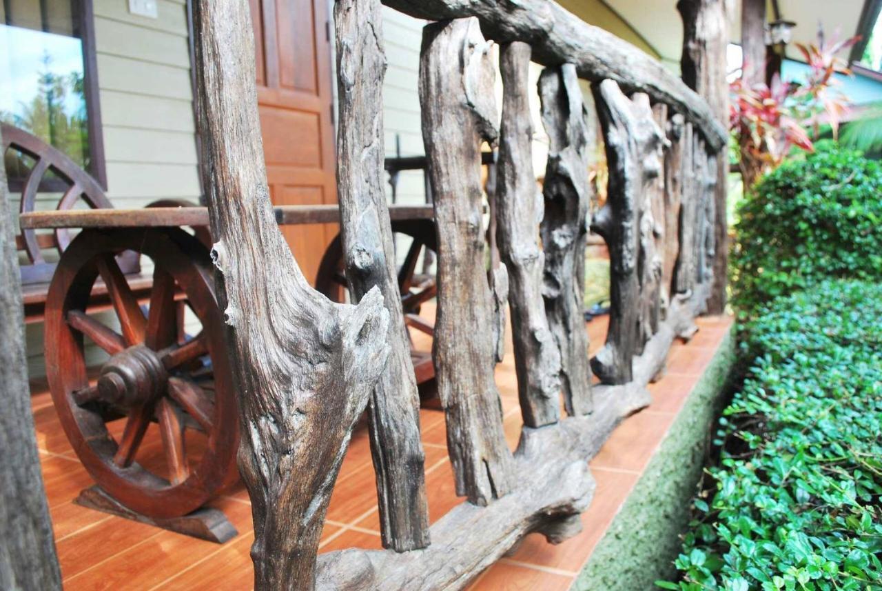 Secret Garden Hotel Baan Tai Bagian luar foto
